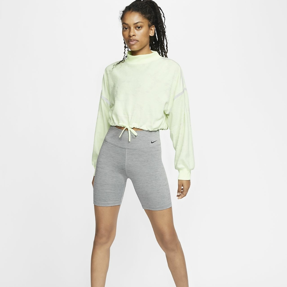 Nike short